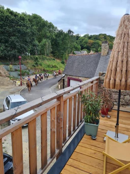 La Passerelle De La Baie Roz-sur-Couesnon Exterior photo